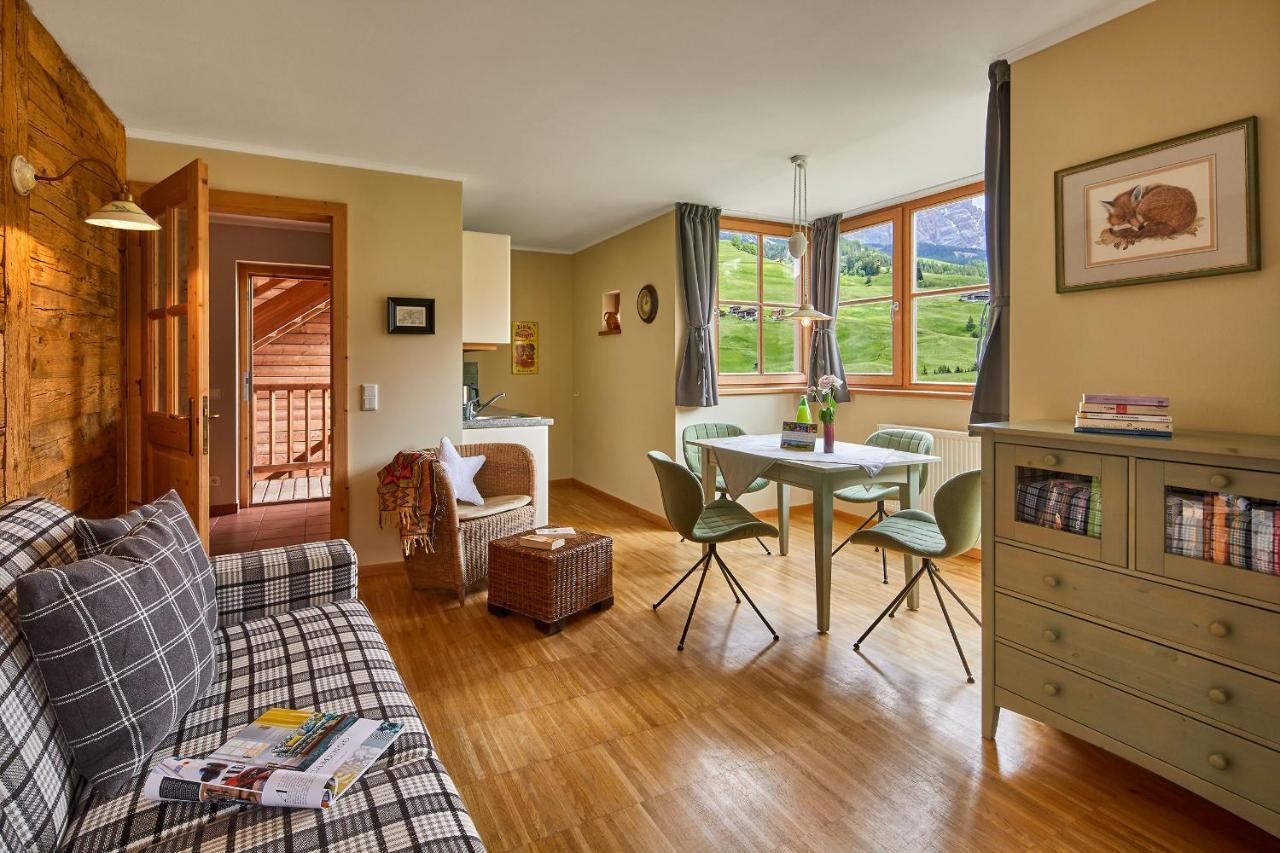 Appartamenti La Sajun & Les Viles La Villa (Trentino Alto Adige) Exterior foto